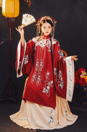 【 梨花雨 】Ming Hanfu Heavy Embroidery Collar Long Jacket Cloud Shoulder Waist Pleated Skirt Red And Green Complete Set