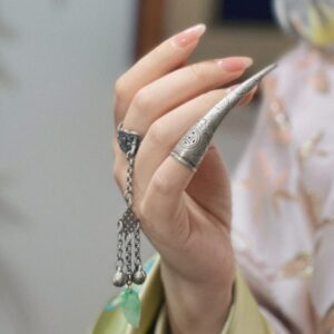Ancient Qing Dynasty Silver Engraved Plum Blossom Pattern Armor Vintage Ethnic Hanfu Accessories