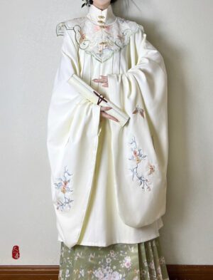 【 扶摇 】Ming Hanfu Stand-Up Collar Shirt Cloud Shoulder Embroidered Mamian Skirt Hairpin Ancient Costume
