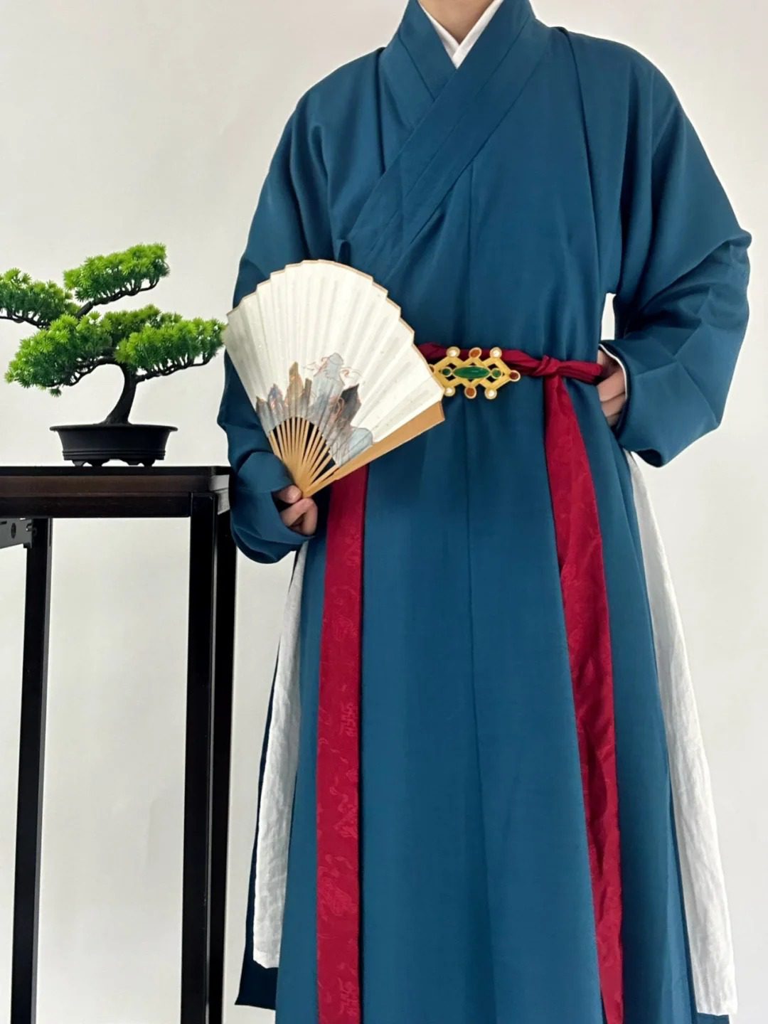 Men's traditional Ming Dynasty clothing