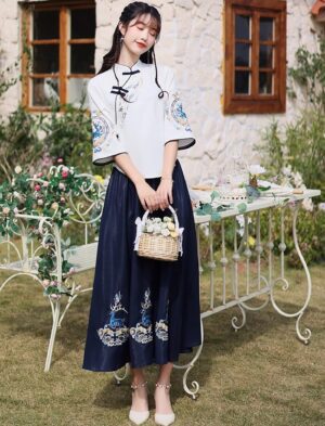 【 风华正茂 】Chinese Style Embroidered Button Retro Modified Cheongsam Skirt Suit