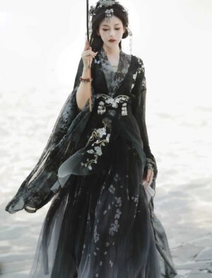 【 不染尘 】Hanfu Plum Blossom Heavy Embroidery Set
